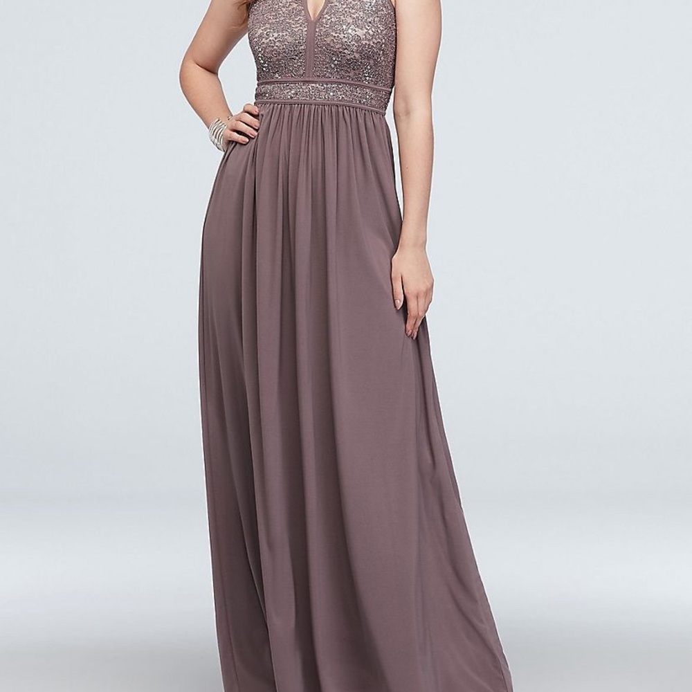 Gorgeous Keyhole gown! NWOT Smoke free home! - Picture 2 of 8